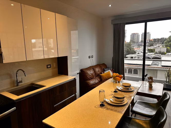 Apartamento amueblado tipo estudio en Zona 10