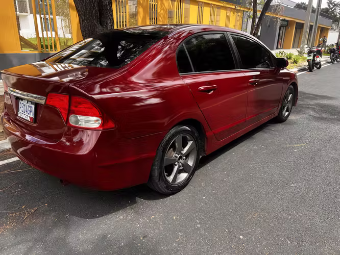 Honda Civic LX - 2009
