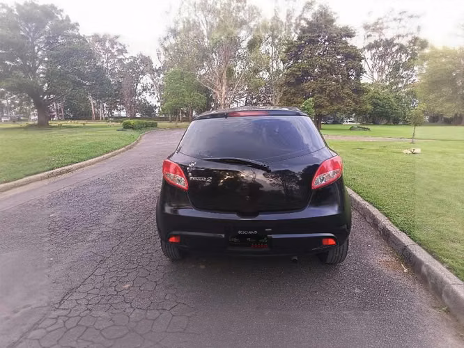 Mazda 2