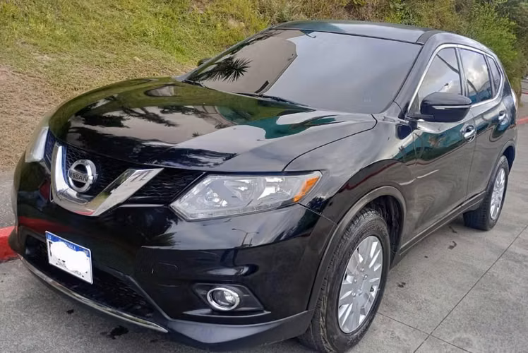 Nissan Rogué 2015