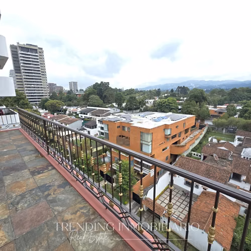 Apartamento en renta zona 14 edificio 5 Avenida de 3 habitaciones + 3 parqueos - Imagen 8