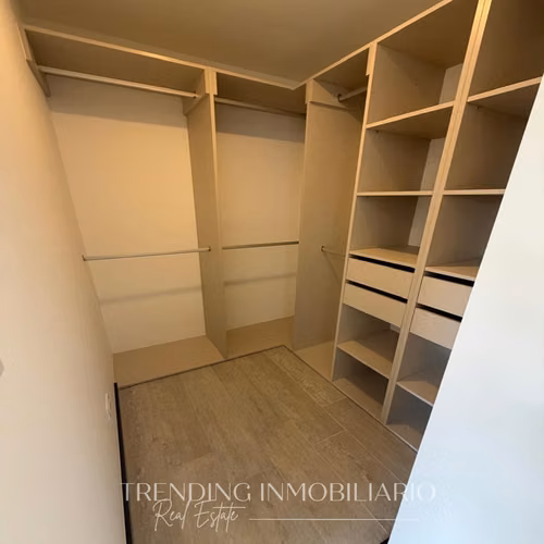 Apartamento en renta zona 13 edificio Verdú de 1 habitación + 1 parqueo