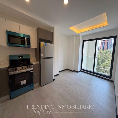 Apartamento en renta zona 13 edificio Verdú de 1 habitación + 1 parqueo