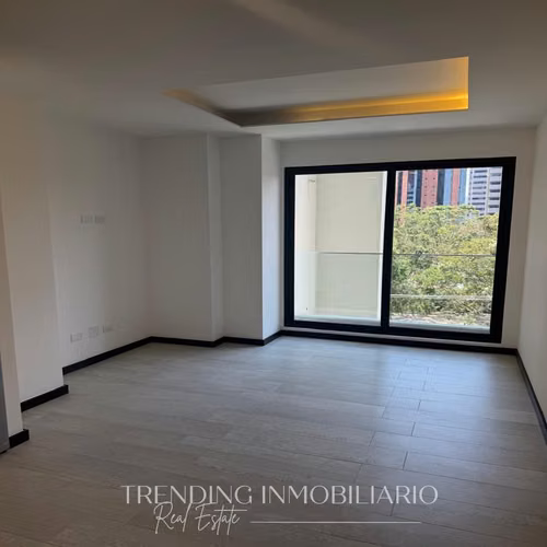 Apartamento en renta zona 13 edificio Verdú de 1 habitación + 1 parqueo