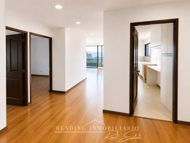 Apartamento en renta zona 14 edificio Cobella de una habitación + un parqueo