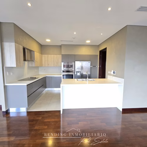 Apartamento en renta zona 14 edificio Santa Inés del Parque 2 habitaciones + 2 parqueos