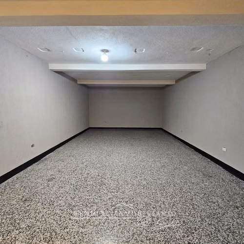 Casa en venta en zona 7 Quinta Samayoa 5 habitaciones + 250 Metros2 de construcción