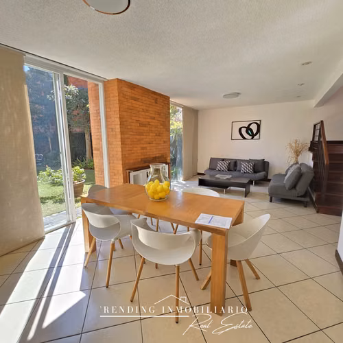 Casa en renta zona 16 Kanajuyú Alta Bosque de 3 habitaciones + 2 parqueos