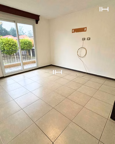 CASA EN VENTA CAES KM 19 -CUMBRES DE LA ARBOLEDA -