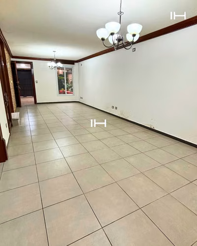 CASA EN VENTA CAES KM 19 -CUMBRES DE LA ARBOLEDA -
