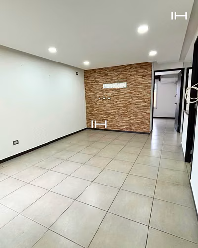 CASA EN VENTA CAES KM 19 -CUMBRES DE LA ARBOLEDA -