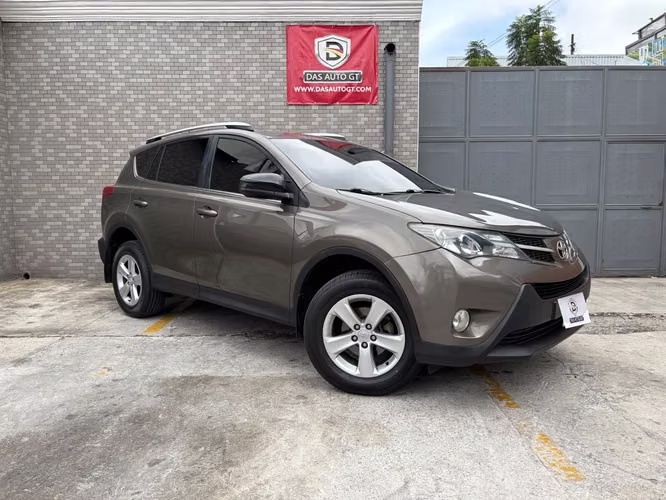 Toyota Rav4 4X4 Automática de Agencia Modelo 2014