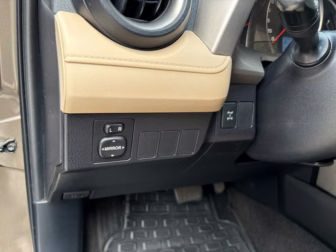 Toyota Rav4 4X4 Automática de Agencia Modelo 2014