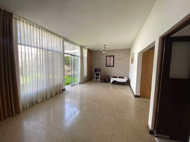 Casa en Venta en Zona 1 | Cerca de la Iglesia La Recolección - Imagen 3