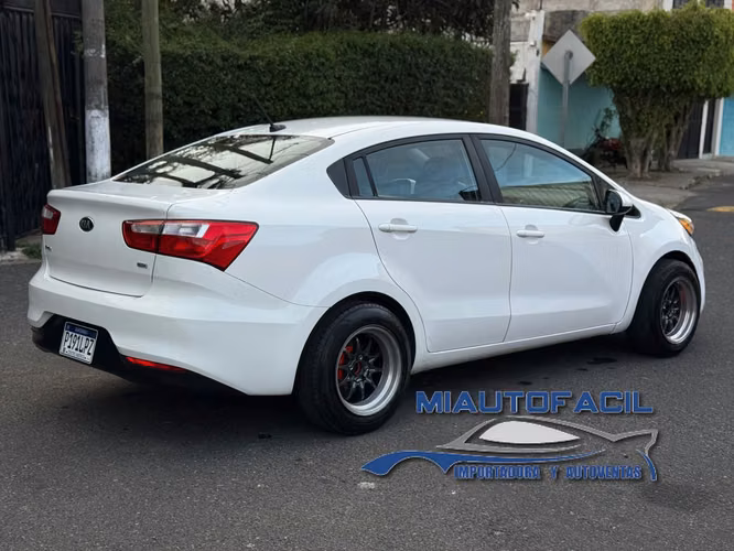 Kia Rio Lx M. 2017