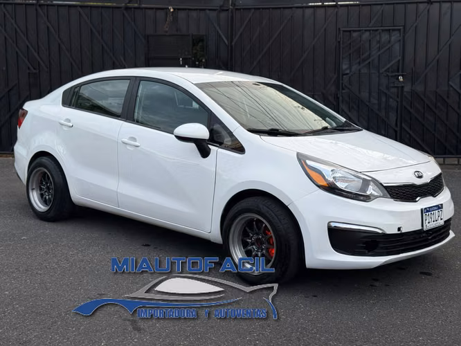 Kia Rio Lx M. 2017