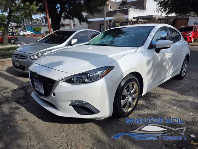 Mazda 3 Sport Hatchback 2015