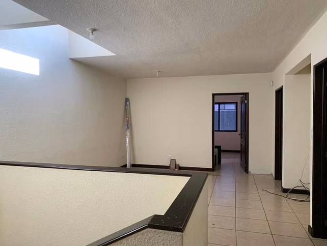 VENDO CASA EN ESQUINA PORTAL DE SAN ISIDRO 3 - HACIENDA REAL Z.16 - Imagen 19