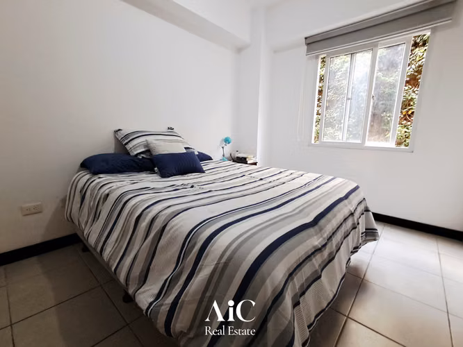 APTO. EN VENTA ZONA 16 P/ INVERSIÓN 3 HABITACIONES, EDIF. HEXA CAÑADA 16