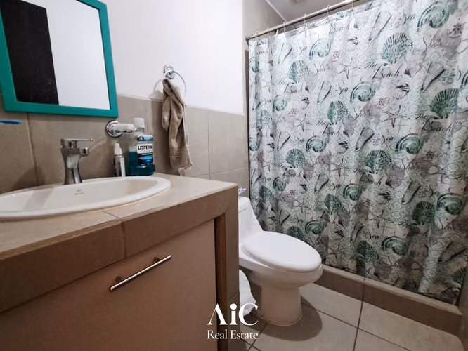 APTO. EN VENTA ZONA 16 P/ INVERSIÓN 3 HABITACIONES, EDIF. HEXA CAÑADA 16