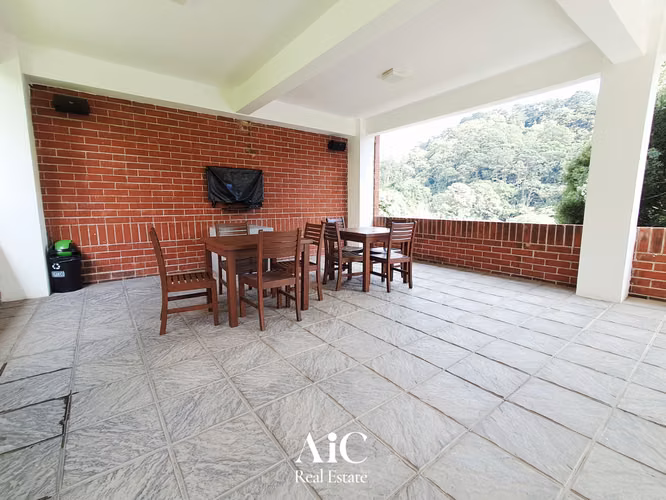 APTO. EN VENTA ZONA 16 P/ INVERSIÓN 3 HABITACIONES, EDIF. HEXA CAÑADA 16