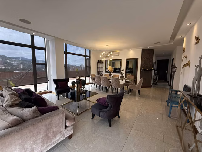 Area 15 Penthouse furnished for rent Vista Hermosa 1
