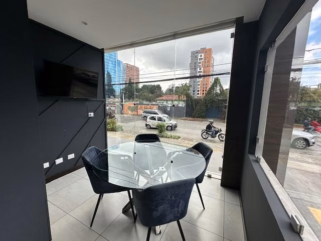 Zona 10 Edificio Habitar  Apartamento en renta