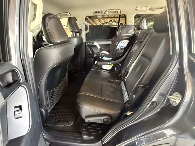 2022 Toyota Prado TXL