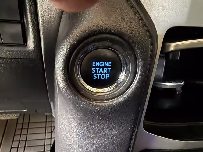 2022 Toyota Prado TXL