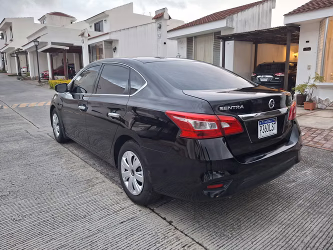 Nissan Sentra 2019 Con Todas Sus Bolsas De Aire Intactas  - Imagen 3