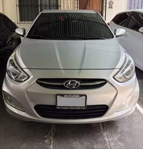 Hyundai Accent 2017 de agencia – Q50,000