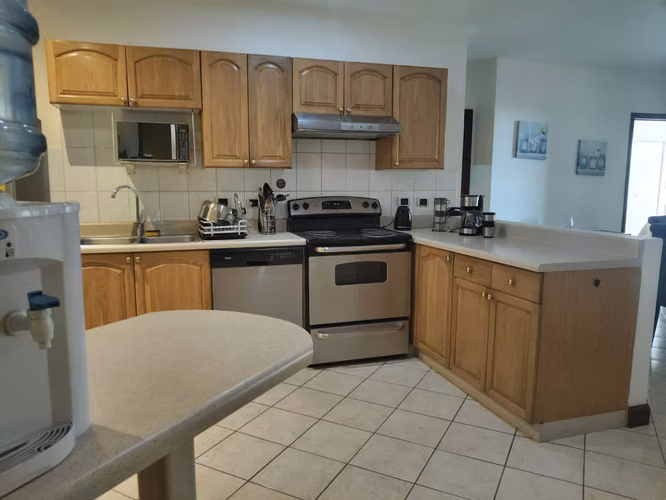 APARTAMENTO AMUEBLADO Y EQUIPADO EN RENTA EN MILENIA OAKLAND ZONA 10