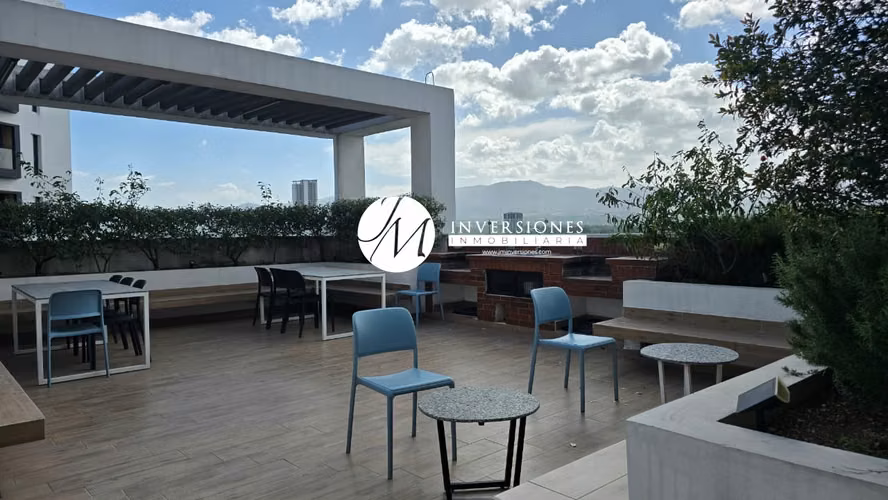 Apartamento en renta de 3 Dormitorios en zona 11