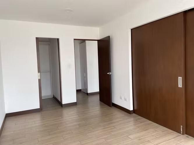 Apartamento de 1 Habitación en zona 15 Vista Hermosa 2 - Imagen 11