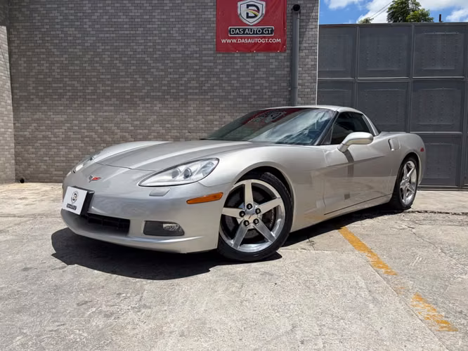 Chevrolet Corvette C06 de agencia Modelo 2006