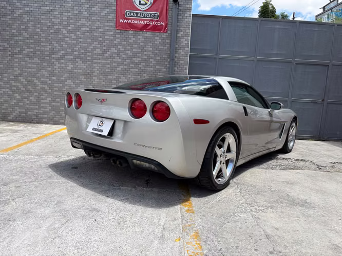 Chevrolet Corvette C06 de agencia Modelo 2006