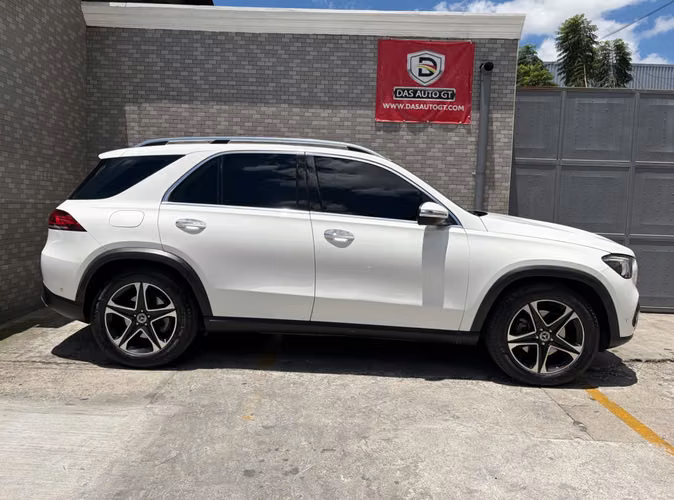 Mercedes-Benz GLE 300 4Matic EQ Boost de Agencia Modelo 2021