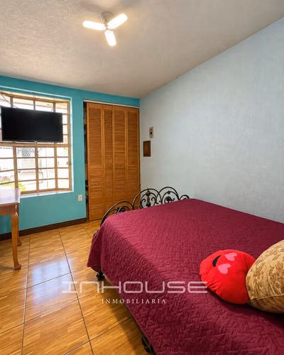 CASA EN VENTA EN ZONA 12 LA REFORMITA – FUERA DE GARITA-