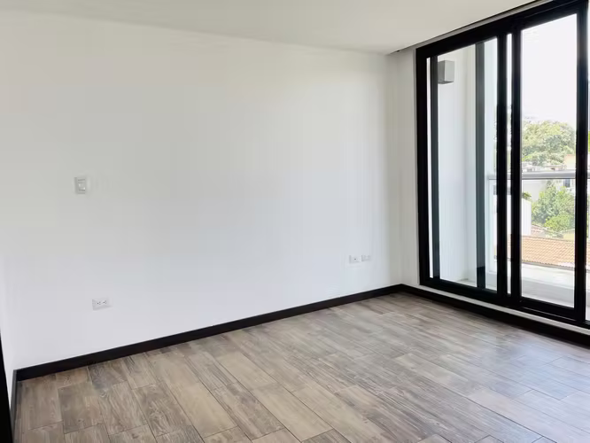 Apartamento de 2 Habitaciones en zona 15 Vista Hermosa 2 - Imagen 8