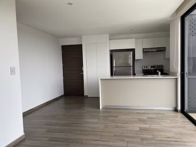 Apartamento de 2 Habitaciones en zona 15 - Imagen 4