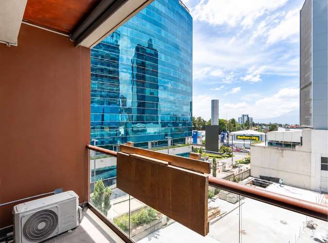 Venta de Apartamento en Edificio Veinti4 Zona 10 | Nivel Bajo - Imagen 10