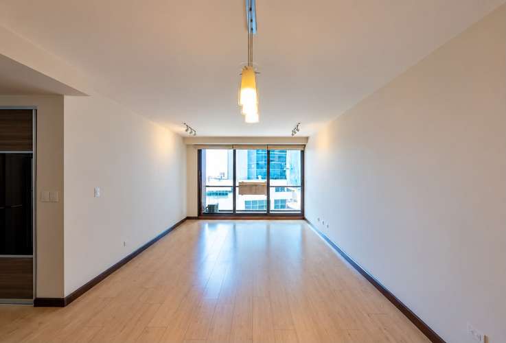Venta de Apartamento en Edificio Veinti4 Zona 10 | Nivel Bajo - Imagen 2