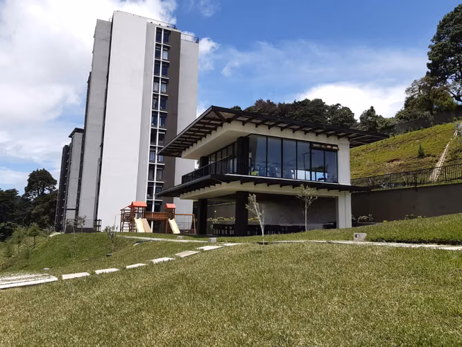 Apartamento en renta 3 habitaciones 80 mts² - Q5,700 en Edificio Nagano,  Zona 16