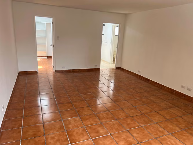 Zona 14 La Villa casa para Oficina o vivienda