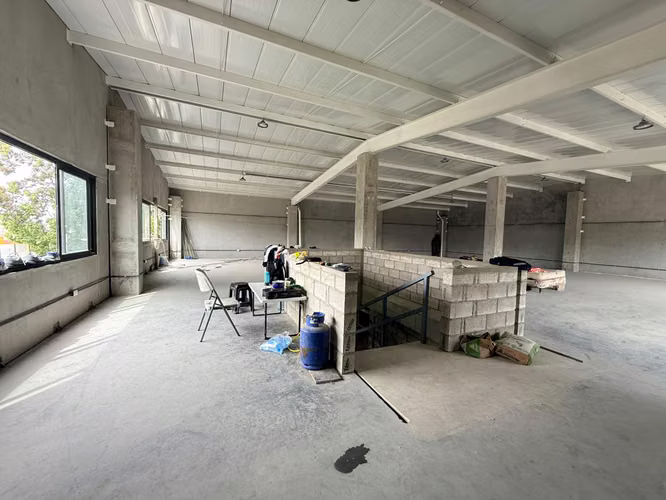 BODEGA MODERNA FRENTE A AGUILAR BATRES | 634 M² | ADAPTABLE A SU OPERACIÓN pv
