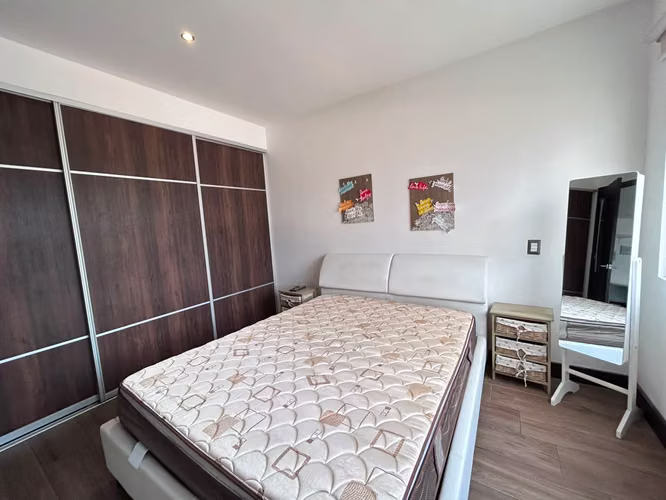 RENTO APARTAMENTO AMUEBLADO EN ZONA 10
