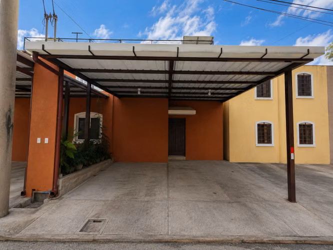 CASA EN VENTA EN COLINAS DE MONTE MARIA SUR VILLA NUEVA