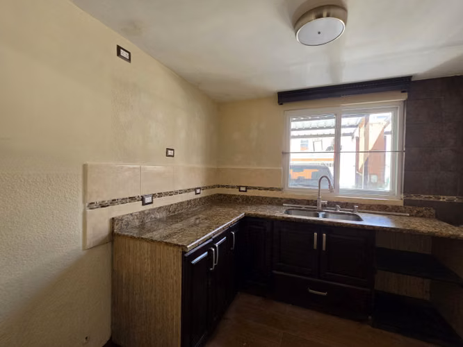 CASA EN VENTA EN COLINAS DE MONTE MARIA SUR VILLA NUEVA