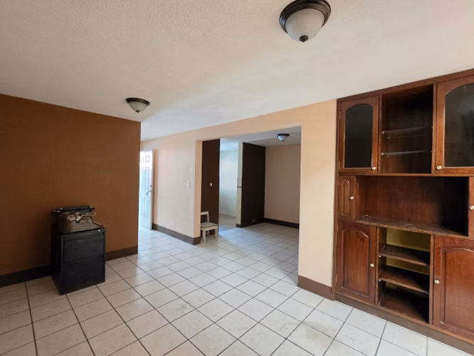 CASA EN VENTA EN COLINAS DE MONTE MARIA SUR VILLA NUEVA