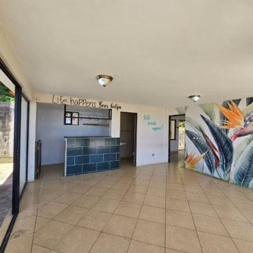 Casa en Venta con Vista Panorámica al Lago de Amatitlán